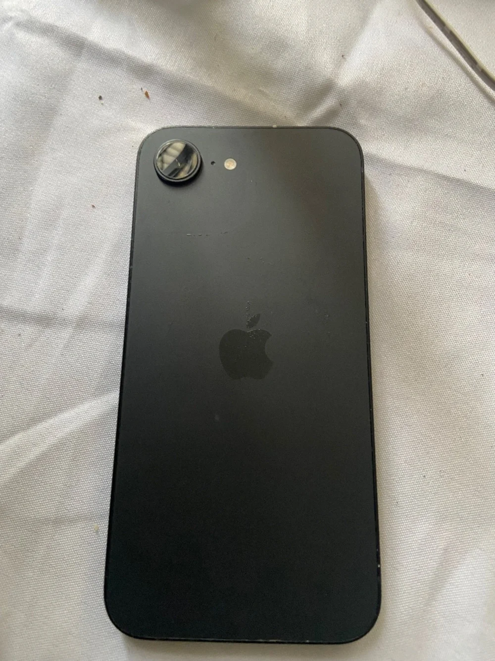 iPhone 16 E